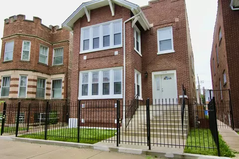 7948 S Elizabeth St, Chicago, IL 60620