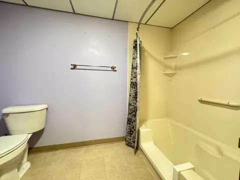 1346 Long St, Dixon, IL 61021 photo 22