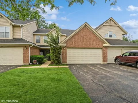 127 White Branch Ct S, Schaumburg, IL 60194