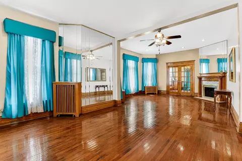 Living - 654 N Central Ave, Chicago, IL 60644 photo 1 of 5