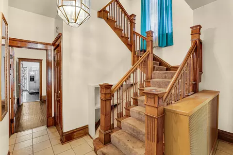 Entry Way - 654 N Central Ave, Chicago, IL 60644 photo 1 of 1