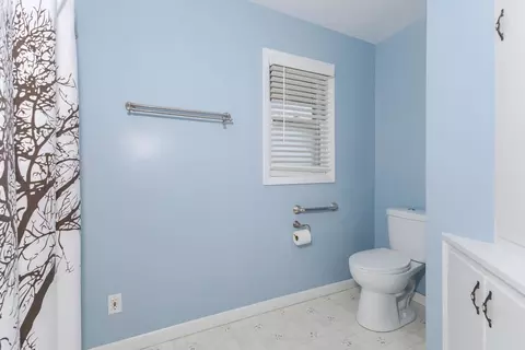 Bath - 9919 E 1200 North Rd, Bloomington, IL 61705 photo 3 of 3