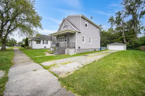30 Mckinley Ave, Steger, IL 60475 photo 2