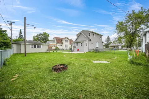 30 Mckinley Ave, Steger, IL 60475 photo 14