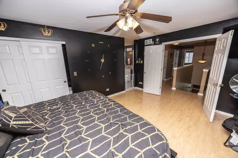 Bedroom - 21529 Eich Dr, Crest Hill, IL 60403 photo 2 of 5