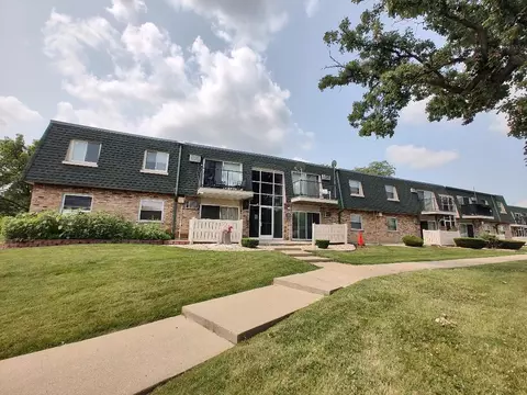 8423 W 99th Ter #35-214, Palos Hills, IL 60465