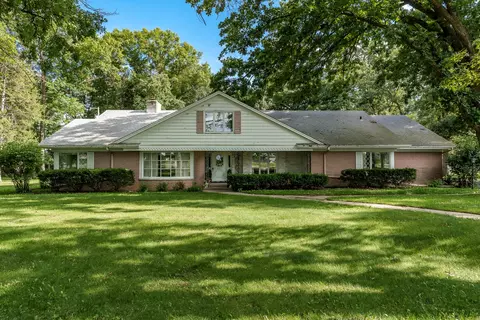 6151 Newburg Rd, Rockford, IL 61108
