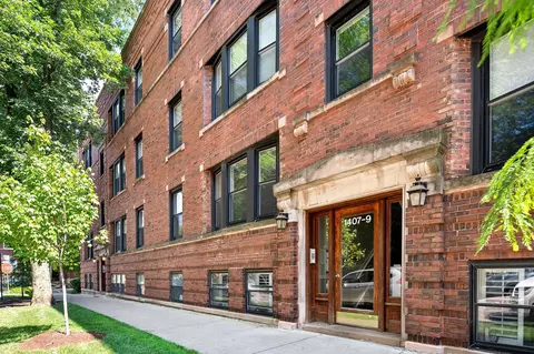 1409 W Rascher Ave #3, Chicago, IL 60640