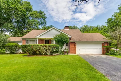 3258 Middlesax Dr, Long Grove, IL 60047