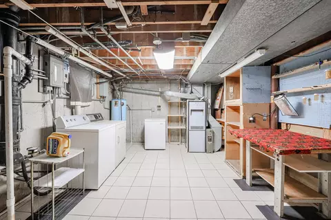 9664 N Lois Dr #E, Des Plaines, IL 60016 photo 14