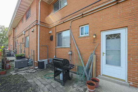 9664 N Lois Dr #E, Des Plaines, IL 60016 photo 15