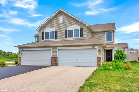 973 Tuscany Trl, Hampshire, IL 60140