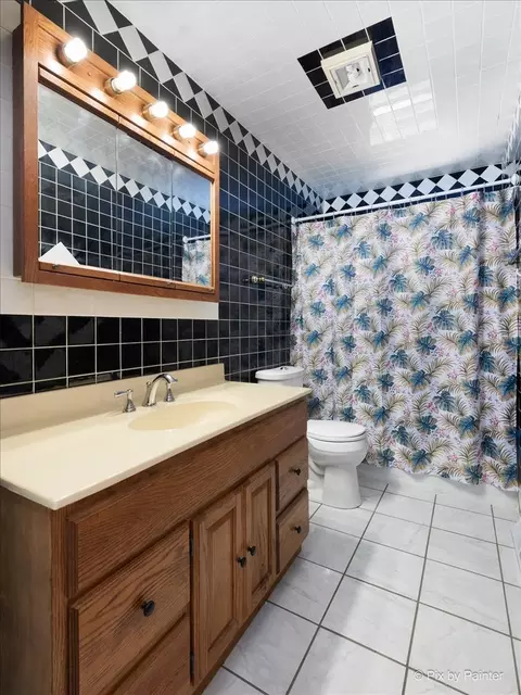 1006 Huron Dr, Elgin, IL 60120 photo 17