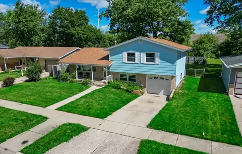 1006 Huron Dr, Elgin, IL 60120 photo 4