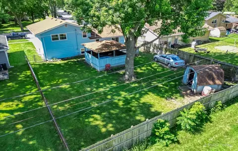 1006 Huron Dr, Elgin, IL 60120 photo 6