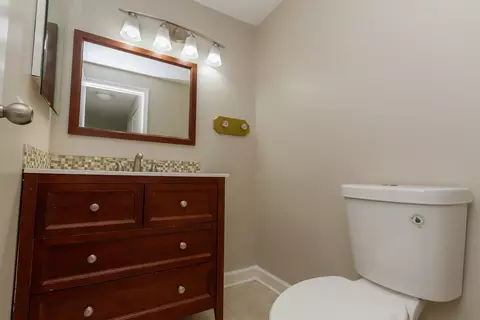 633 E Harbor Ter, Bartlett, IL 60103 photo 16