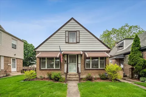 629 Bristol Ave, Westchester, IL 60154