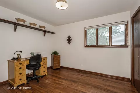 1516 E Lowden Ave, Wheaton, IL 60189 photo 9