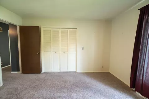 Bedroom - 1003 Page Dr, Champaign, IL 61821 photo 8 of 8