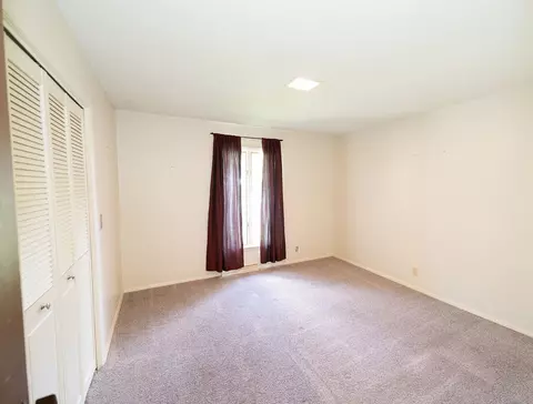 Bedroom - 1003 Page Dr, Champaign, IL 61821 photo 1 of 8