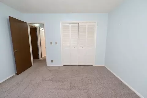 Bedroom - 1003 Page Dr, Champaign, IL 61821 photo 5 of 8