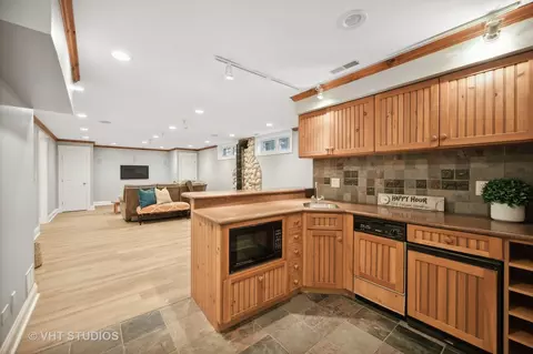 724 Juniper Rd, Glenview, IL 60025 photo 15