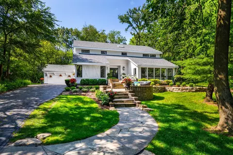 561 Clarissa Ct, Naperville, IL 60540