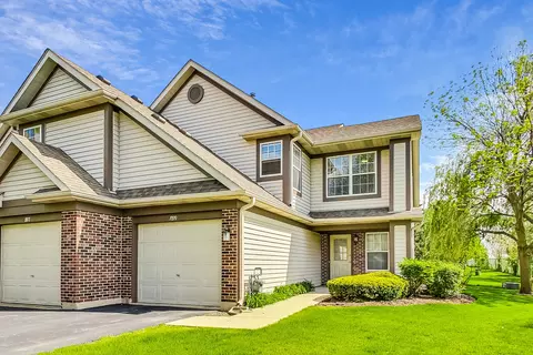 1999 Persimmon Ct #1999, Schaumburg, IL 60193