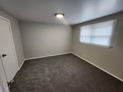 Bedroom - 536 Raymond St, Elgin, IL 60120 photo 1 of 3