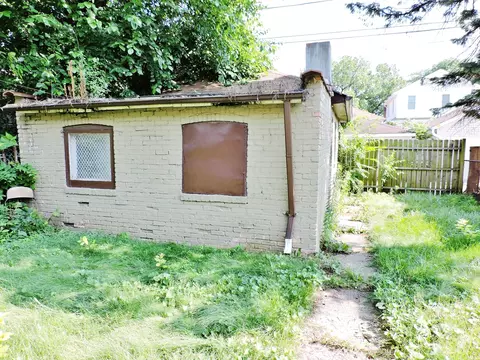 Exterior - 1643 E 83rd Pl, Chicago, IL 60617 photo 4 of 4