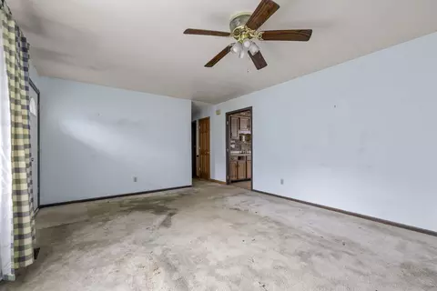 Living - 175 S Cook St, Braidwood, IL 60408 photo 3 of 3