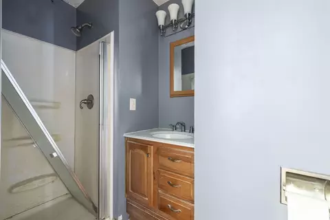 Bath - 175 S Cook St, Braidwood, IL 60408 photo 1 of 2