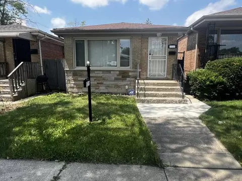 Undisclosed, Chicago, IL 60628
