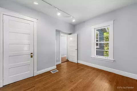 408 S Naperville Rd, Wheaton, IL 60187 photo 9