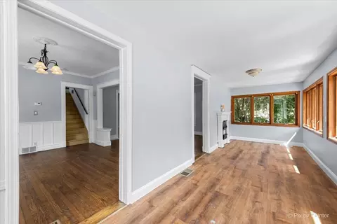 408 S Naperville Rd, Wheaton, IL 60187 photo 2