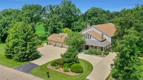 22022 Grange Rd, Marengo, IL 60152