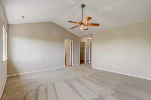 1247 Timberline Dr, Bartlett, IL 60103 photo 16