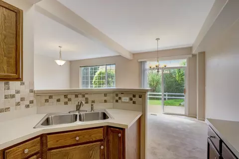 1247 Timberline Dr, Bartlett, IL 60103 photo 7