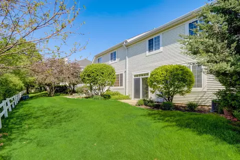 1247 Timberline Dr, Bartlett, IL 60103 photo 25