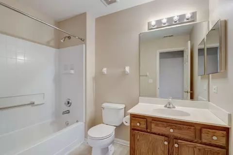 1247 Timberline Dr, Bartlett, IL 60103 photo 21