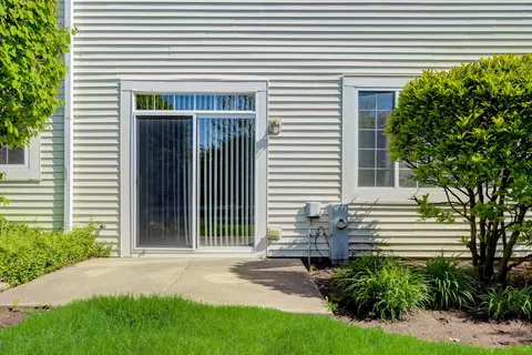 1247 Timberline Dr, Bartlett, IL 60103 photo 22