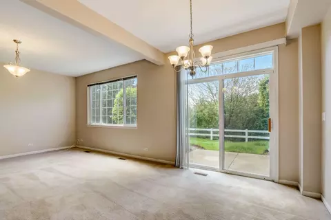 1247 Timberline Dr, Bartlett, IL 60103 photo 6
