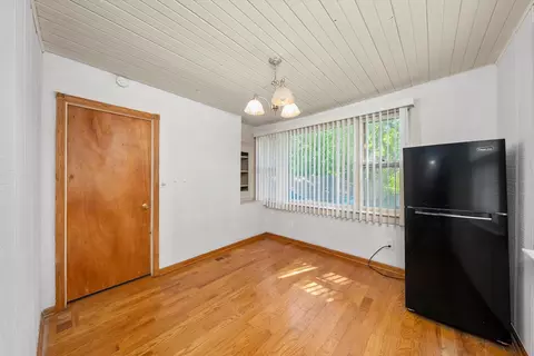 14449 Springfield Ave, Midlothian, IL 60445 photo 8