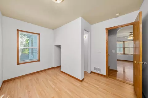 14449 Springfield Ave, Midlothian, IL 60445 photo 12