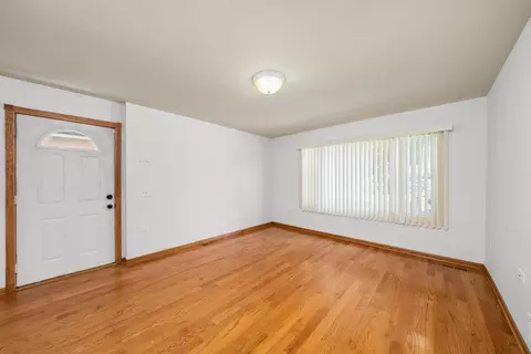 14449 Springfield Ave, Midlothian, IL 60445 photo 4