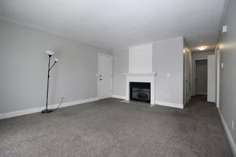 2012 Tracy Dr #4, Bloomington, IL 61704 photo 3