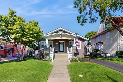 638 N Ashland Ave, La Grange Park, IL 60526
