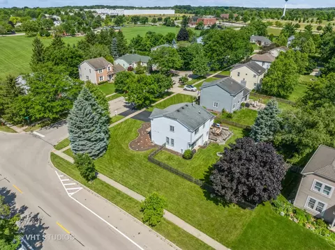 View/Area - 411 Ash Fork Trl, Cary, IL 60013 photo 6 of 11
