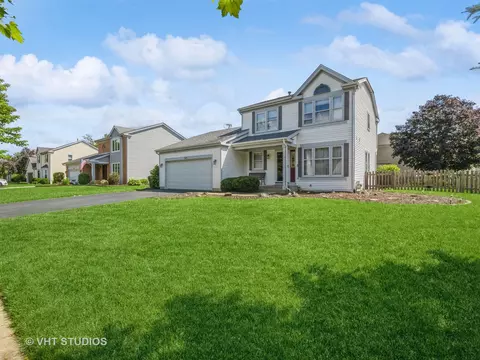 Exterior - 411 Ash Fork Trl, Cary, IL 60013 photo 3 of 5