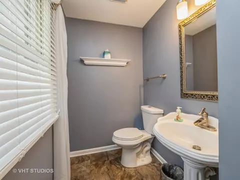 Bath - 411 Ash Fork Trl, Cary, IL 60013 photo 3 of 3